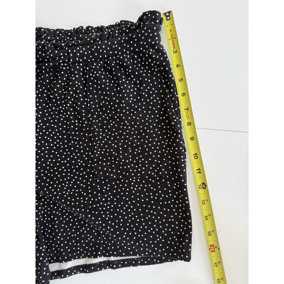 Torrid 5 Inch Pull-On Studio Luxe Mid-Rise Paperbag Waist Short Size 1 XL Black - Picture 5 of 11